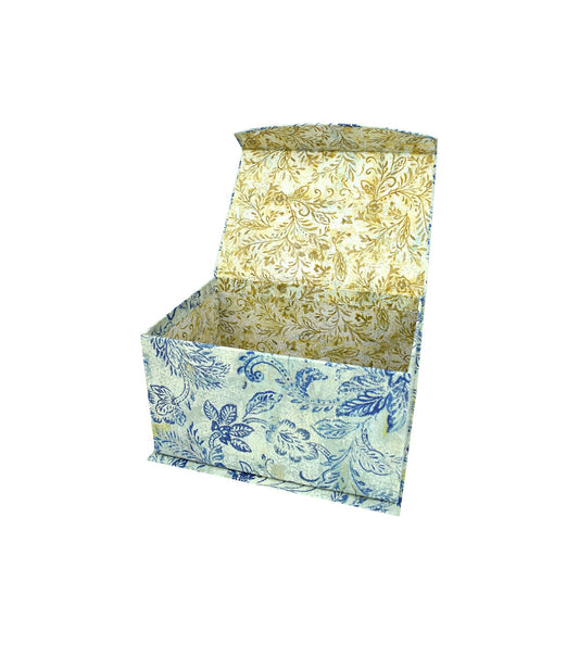 8 Navy Exotic Elegance Fliptop Box by Hudson 43