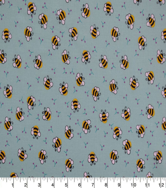 Bees Quilt Cotton Fabric by Quilter s Showcase
