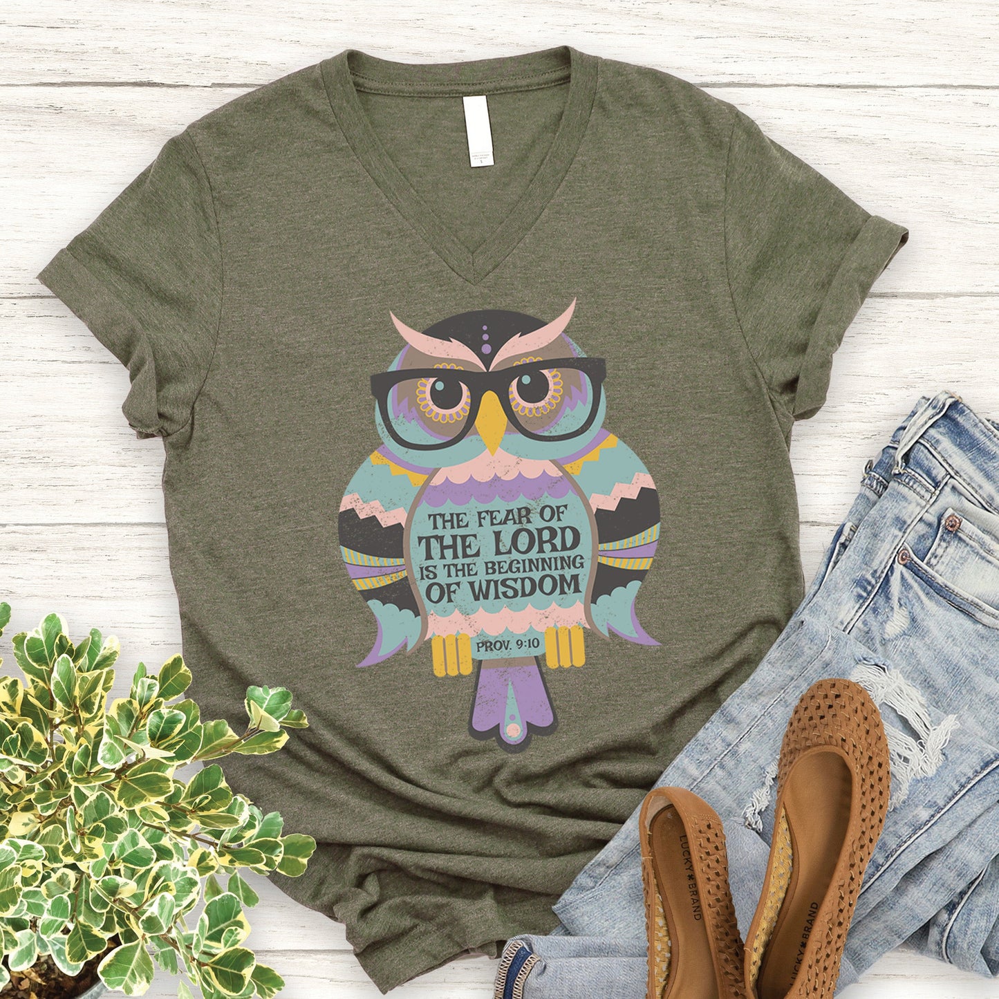 Wisdom Owl V-Neck